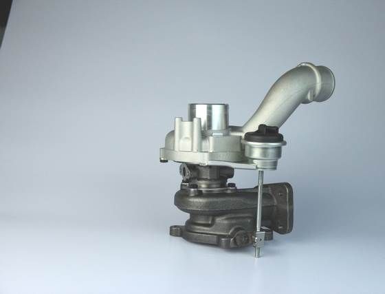 Turbo pour RENAULT Master dCi  - Ref. OEM 1441100QAD, 9112327, 4404327, 7701473757, 8200036999, 7711134973, 8200715889, 93184465, 860096, R1630014,  - Turbo kkk BorgWarner